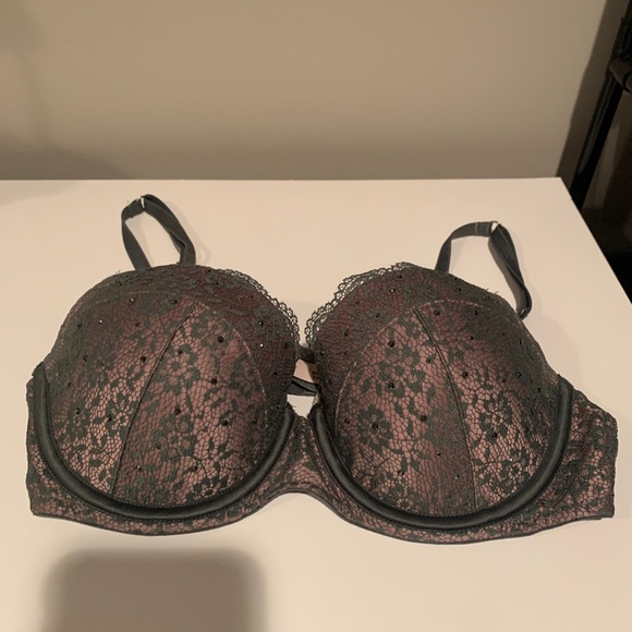 Victoria's Secret Other - Green Lace bra